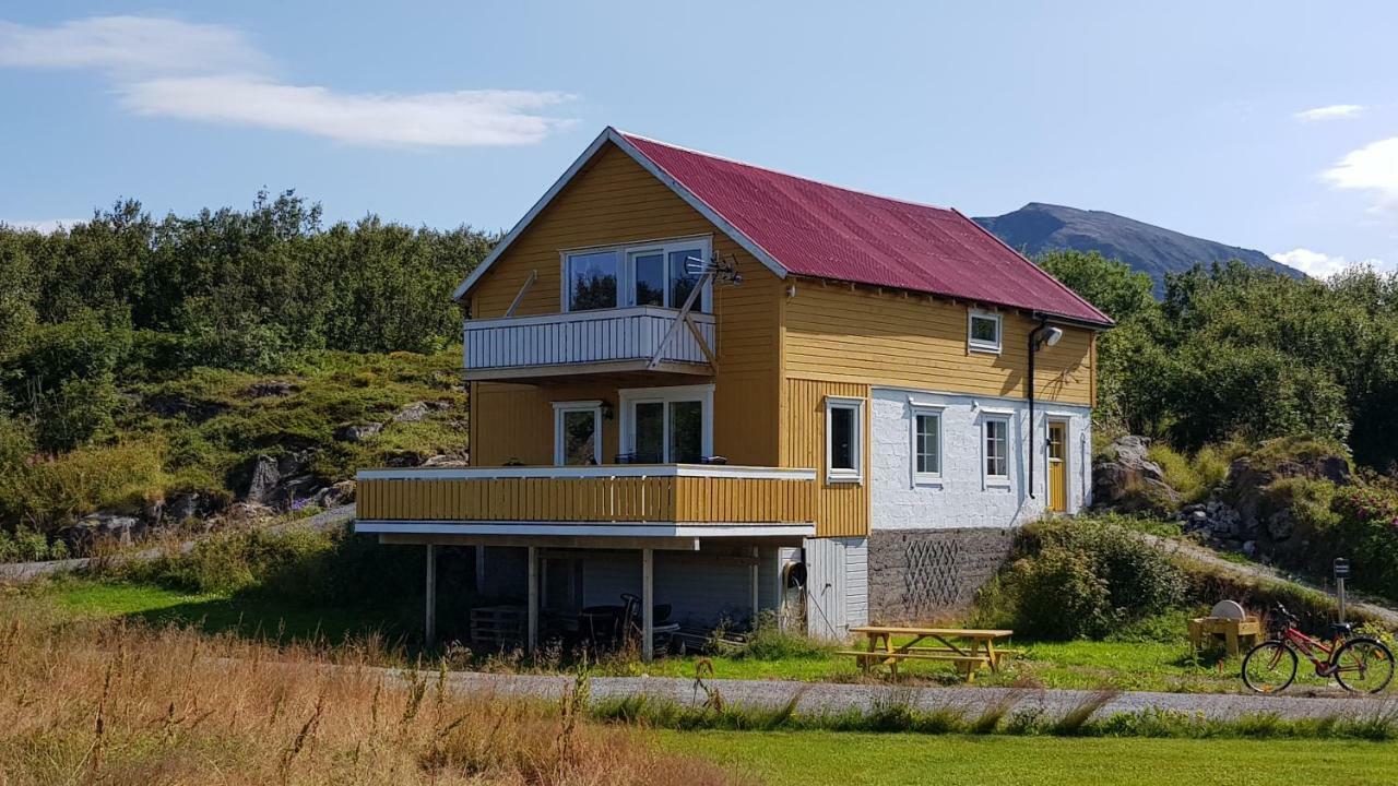 Farmer Apartment Laukvik Exterior foto